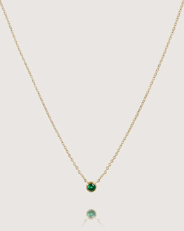 The Minimalist Round Pendant Necklace | Green Lace Dress Trend