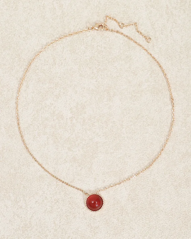 Retro Gold-Plated Necklace | Red Elegant Lace Gown