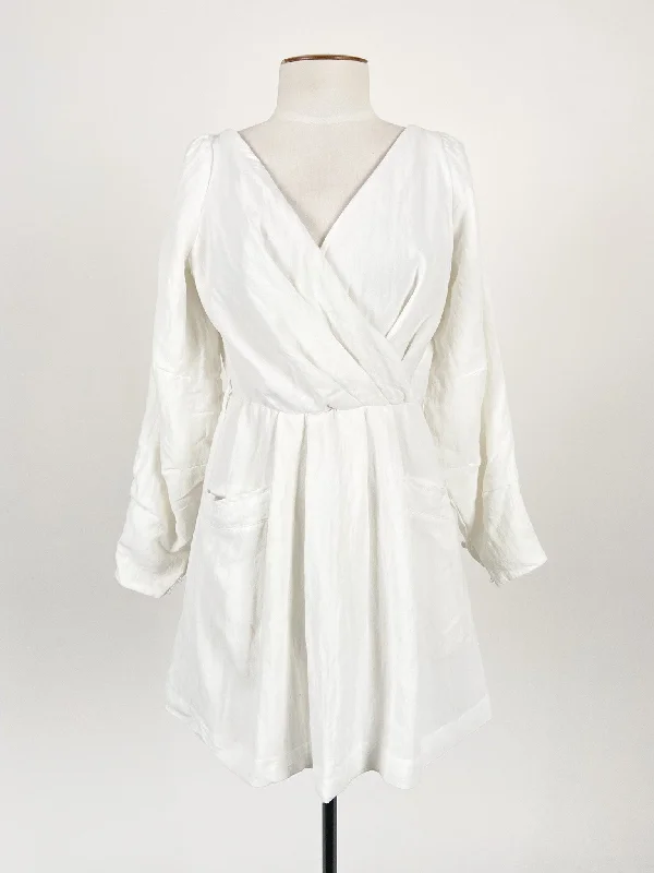 Oh Polly | White Cocktail/Formal Dress | Size 8 Comfortable mini dresses for everyday wear Oh Polly | White Cocktail/Formal Dress | Size 8 Comfortable mini dresses for everyday wear