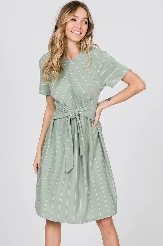 Azaleah Tie Midi Dress in Sage Revolve midi dresses