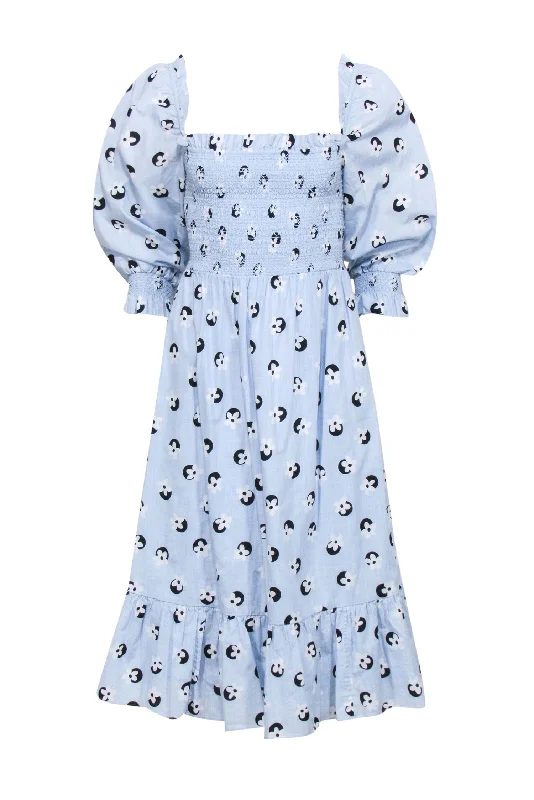 Kate Spade - Pastel Blue w/ Black & White Floral Print Detail Smocked Bodice Dress Sz S PrettyLittleThing floral dresses Kate Spade - Pastel Blue w/ Black & White Floral Print Detail Smocked Bodice Dress Sz S PrettyLittleThing floral dresses