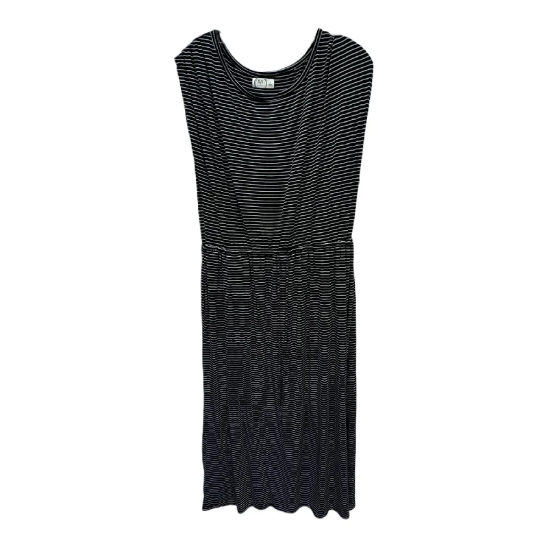 Black & White Dress Casual Maxi By Maurices, Size: L Front Slit Maxi