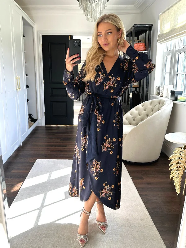 Petite Fergie Reversible 2 in 1 Wrap Midi Dress / Navy Floral Tulle Midi Skirt