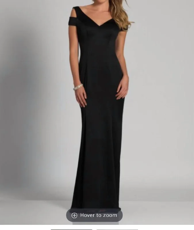 Black Classic Gown in Black Petite unclassified dresses