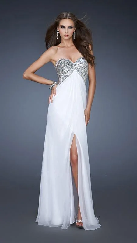 La Femme - Jewel Encrusted Empire Chiffon Gown 18577 - 1 pc White In Size 2 Available Striped unclassified dresses La Femme - Jewel Encrusted Empire Chiffon Gown 18577 - 1 pc White In Size 2 Available Striped unclassified dresses