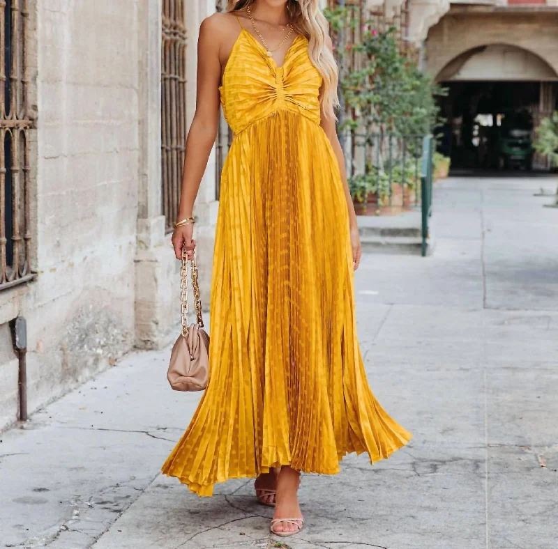 Marilynn Pleated Dress in Yellow High-end unclassified dresses