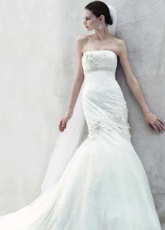 Oleg Cassini Beaded unclassified dresses