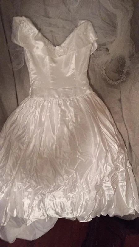 Other Vintage bought in 1989 at Bridal Boutique Travel unclassified dresses