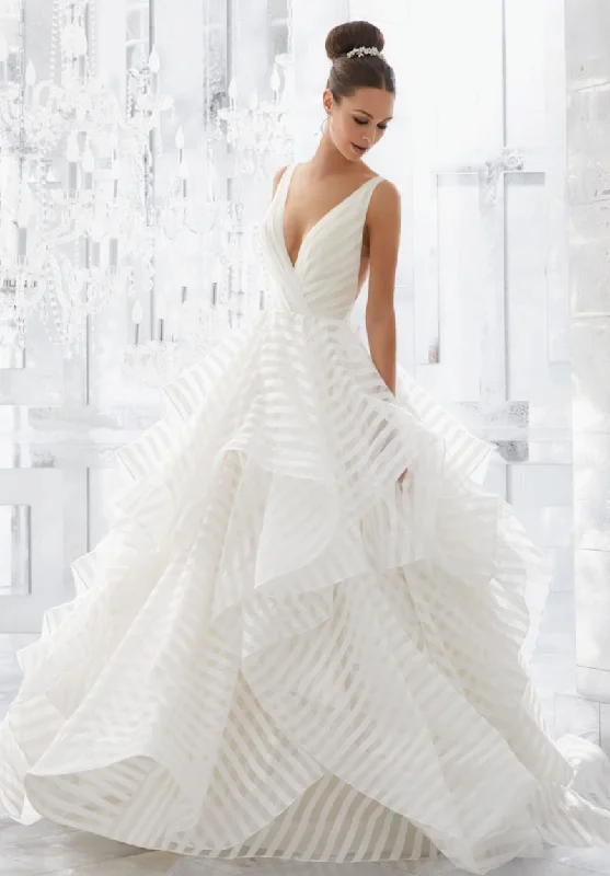 Mori Lee Milly 5577 Gothic unclassified dresses