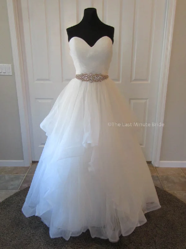 Other The Last Minute Bride Nicole Winter unclassified dresses