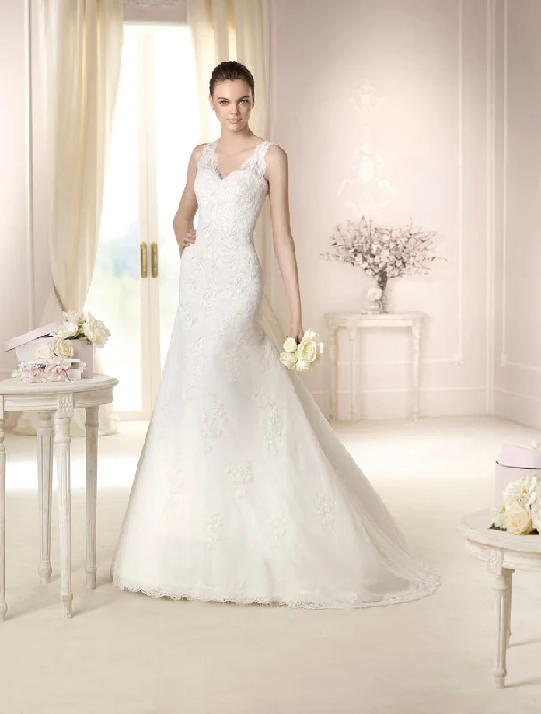 Pronovias Dativa Office unclassified dresses