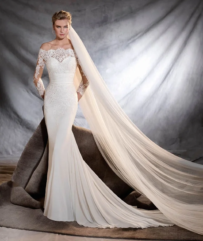 Pronovias Orsa Bright color unclassified dresses