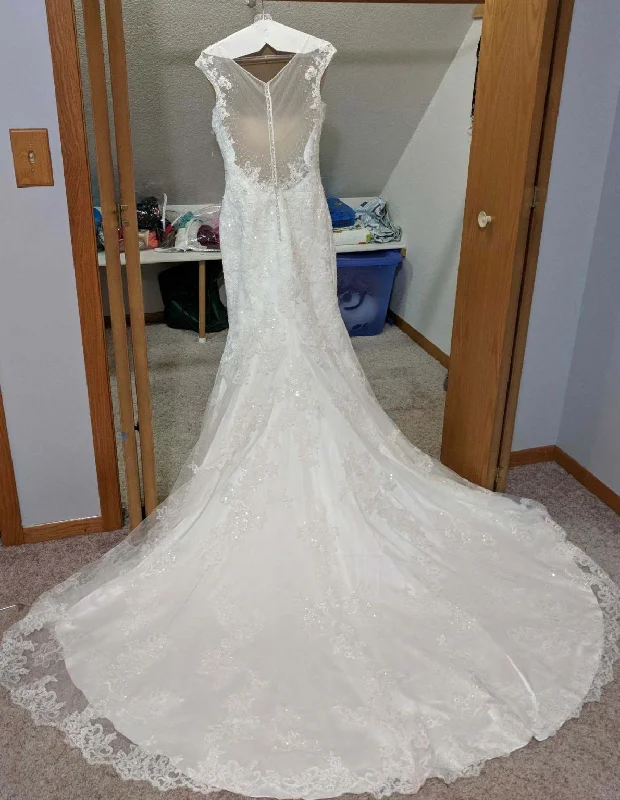 Sophia Tolli Y21432 Stretchy unclassified dresses