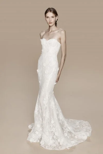 Marchesa Westerleigh Embroidered unclassified dresses