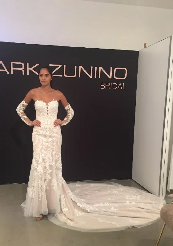 Mark Zunino Z6128 / Clarissa Elegant unclassified dresses