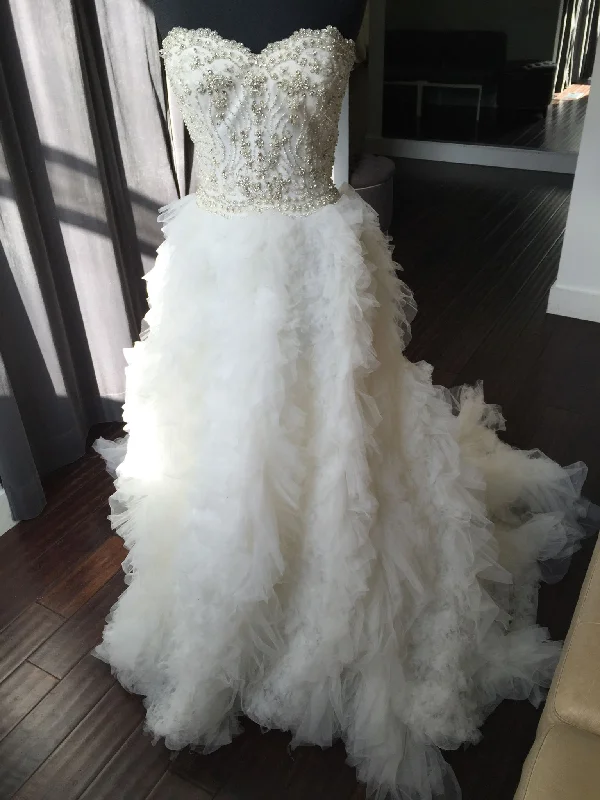 Pronovias Onoria Everyday wear unclassified dresses
