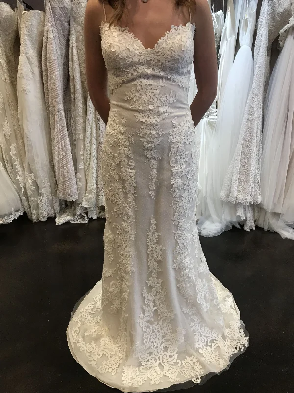 Sottero & Midgley Mattea Smocked unclassified dresses
