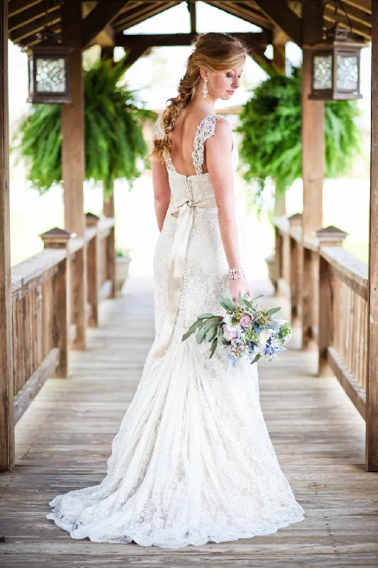 Marisa Spring unclassified dresses
