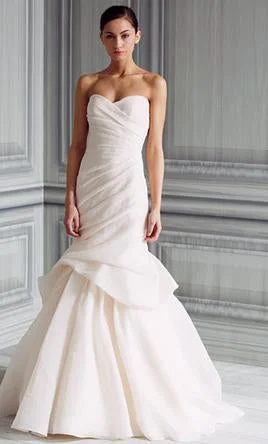 Monique Lhuillier Peony Halter unclassified dresses