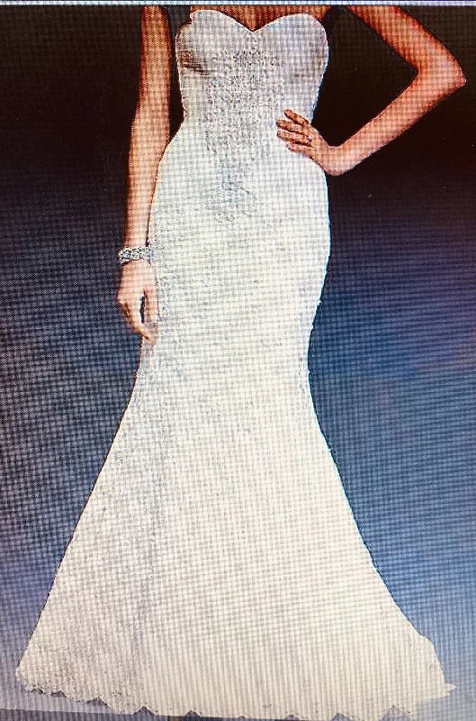 Oleg Cassini Street style unclassified dresses