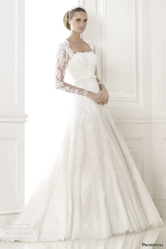Pronovias Basico Winter unclassified dresses