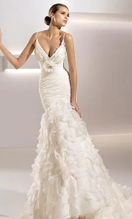 Pronovias Galante Comfortable unclassified dresses