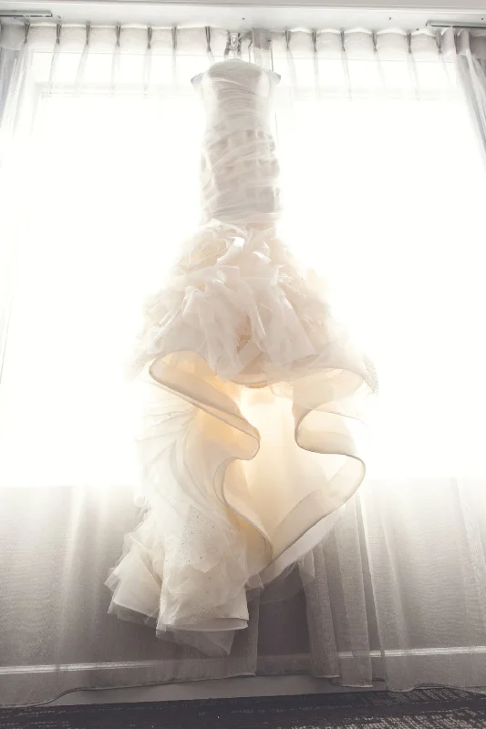 Vera Wang Gemma with Veil Fashionable unclassified dresses