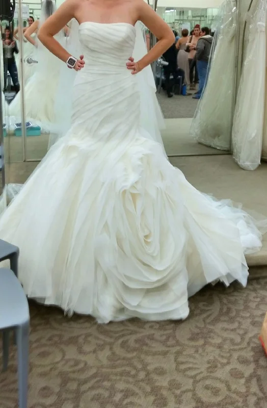 Vera Wang White VW351395 Formal unclassified dresses