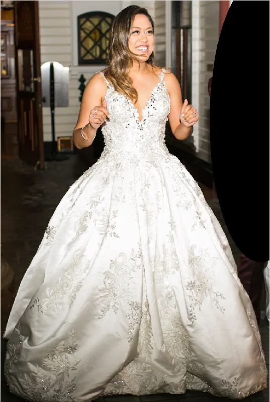 YSA Makino V-Neck Ball Gown in Embroidery/ Style # 33319997 Bodycon unclassified dresses