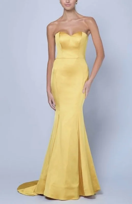 Victoria Sweetheart Dress in Gold Anniversary unclassified dresses